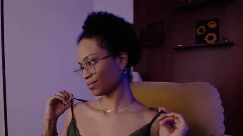 Sweet Goddess online show from 8, 3, 2025