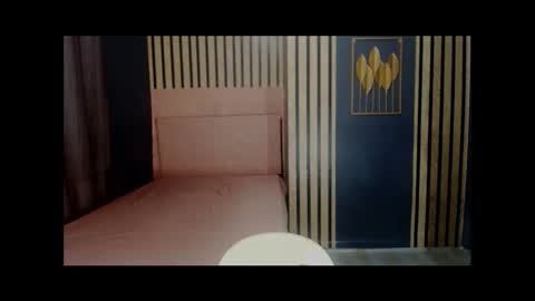 queenemeraldts online show from 19, 12, 2024