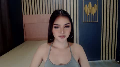 queenemeraldts online show from 6, 1, 2025