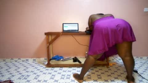 Nina online show from 3, 3, 2025