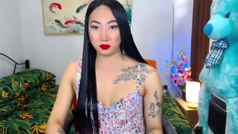 QUEEN online show from 2, 2, 2025