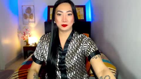 QUEEN online show from 15, 2, 2025