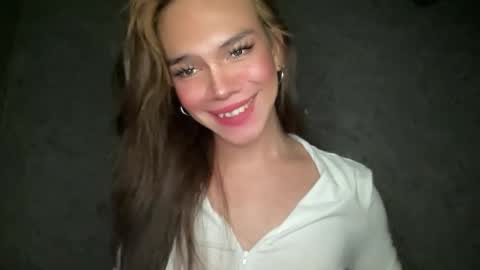 Snapshot of queenn_xxx chatting on 3, 11, 2025 QUEEN online show from 3, 11, 2025