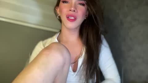 Snapshot of queenn_xxx chatting on 27, 11, 2025 QUEEN online show from 27, 11, 2025