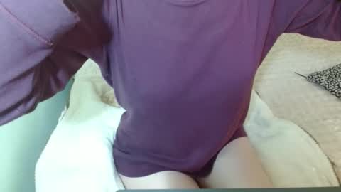 queenoftenderness online show from 9, 2, 2026