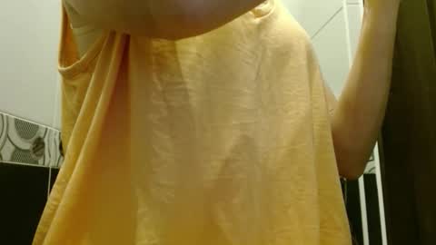 queenoftenderness online show from 12, 3, 2026