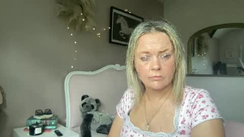 Snapshot of queenp333 chatting on 1, 7, 2026 PrincessP333 online show from 1, 7, 2026