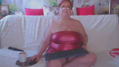 Snapshot of queenpammy chatting on 14, 2, 2025 QueenPammy online show from 14, 2, 2025