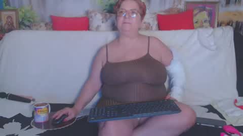 Snapshot of queenpammy chatting on 1, 3, 2025 QueenPammy online show from 1, 3, 2025