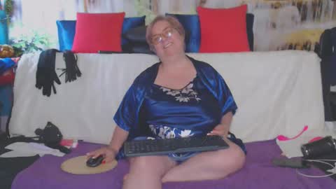QueenPammy online show from 1, 4, 2026
