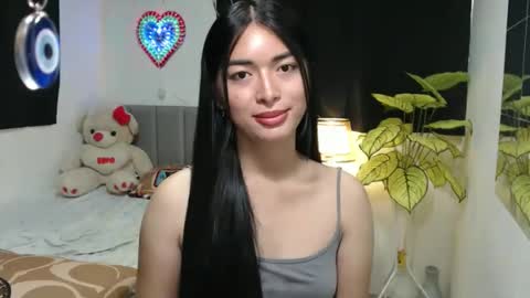 QueenPinay69 online show from 20, 11, 2025