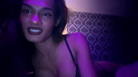 Snapshot of queenvalentinats chatting on 26, 7, 2026 ValentinaMoone online show from 26, 7, 2026