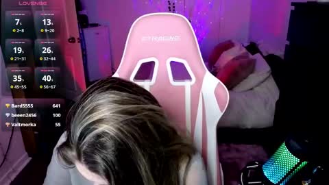 Snapshot of queenx_lexy chatting on 12, 1, 2025 queenx_lexy online show from 12, 1, 2025