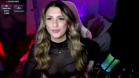 Snapshot of queenx_lexy chatting on 22, 1, 2025 queenx_lexy online show from 22, 1, 2025