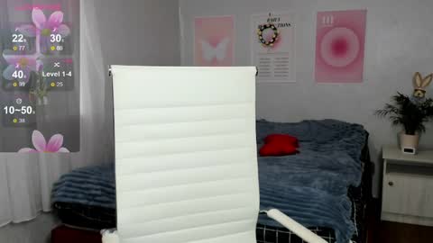 Anna online show from 4, 4, 2026