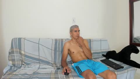 QuinnAndPuma online show from 8, 3, 2025