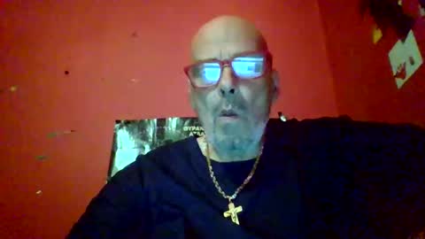 qwertyuiop22348015 online show from 18, 4, 2026