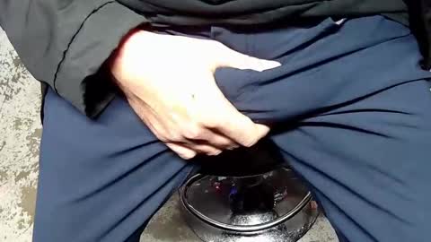 Snapshot of r27822204 chatting on 4, 10, 2025 r2424 online show from 4, 10, 2025