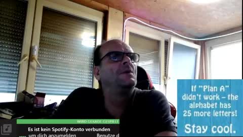 Snapshot of r_2d2_ chatting on 13, 4, 2026 dj mike online show from 13, 4, 2026
