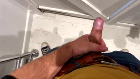 Snapshot of r_andolph chatting on 16, 11, 2025 r_andolph online show from 16, 11, 2025