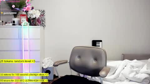 - online show from 19, 9, 2025