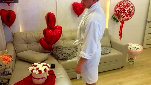 Jess  John online show from 5, 2, 2025