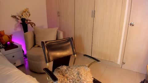 natalia  -  online show from 10, 10, 2025