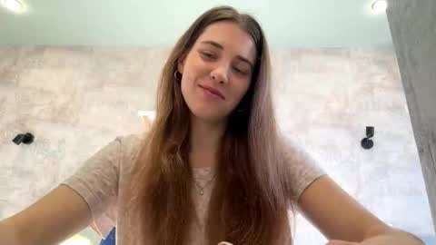 Snapshot of rachaelsalazan chatting on 16, 12, 2025 Rachael online show from 16, 12, 2025