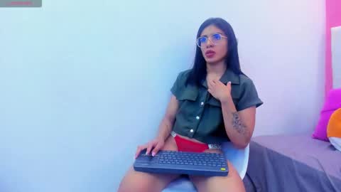 Snapshot of rachel_donnelly chatting on 12, 9, 2025 Rachel Donnelly online show from 12, 9, 2025