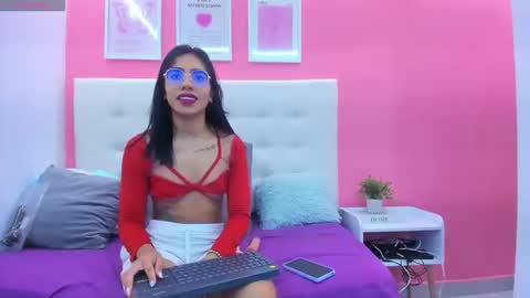 Snapshot of rachel_donnelly chatting on 17, 9, 2025 Rachel Donnelly online show from 17, 9, 2025