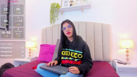 Snapshot of rachel_donnelly chatting on 27, 9, 2025 Rachel Donnelly online show from 27, 9, 2025