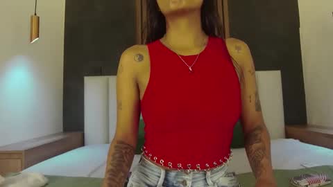 Snapshot of rachel_martinez chatting on 13, 10, 2025 RACHEL online show from 13, 10, 2025