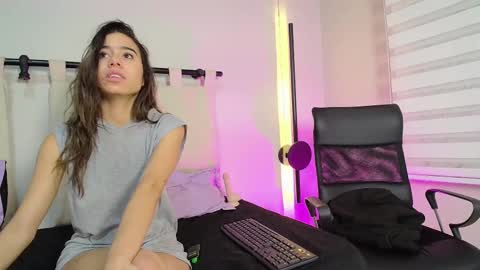 Rachell online show from 1, 3, 2025