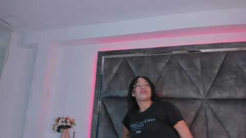 Snapshot of rachell_grey_ chatting on 1, 10, 2025 Rachel online show from 1, 10, 2025