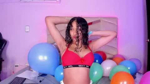 Snapshot of rachell_grey_ chatting on 19, 10, 2025 Rachel online show from 19, 10, 2025