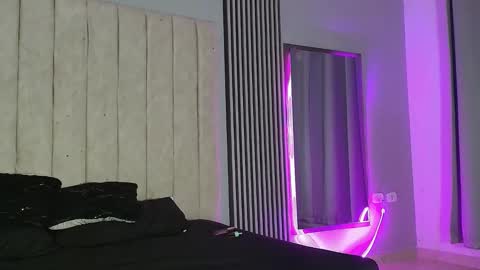 rachell_owen online show from 2, 10, 2025