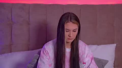 RachellSimpson online show from 27, 2, 2025