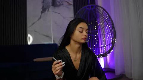 Ann online show from 4, 12, 2025