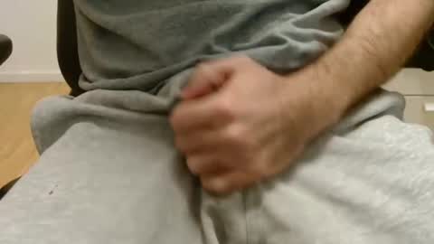 Snapshot of radrix chatting on 8, 1, 2025 radrix online show from 8, 1, 2025