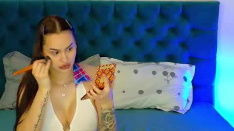 sweet peach online show from 21, 12, 2025