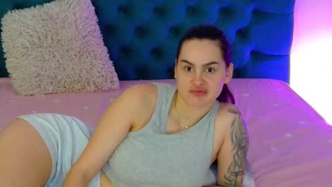 sweet peach online show from 14, 1, 2026