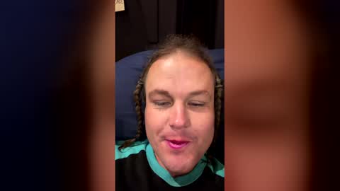 Snapshot of raeganv chatting on 6, 6, 2026 raeganv online show from 6, 6, 2026