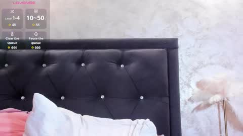 raelledarkstar online show from 25, 2, 2026