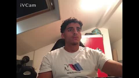 Snapshot of raes69 chatting on 14, 10, 2025 raes online show from 14, 10, 2025