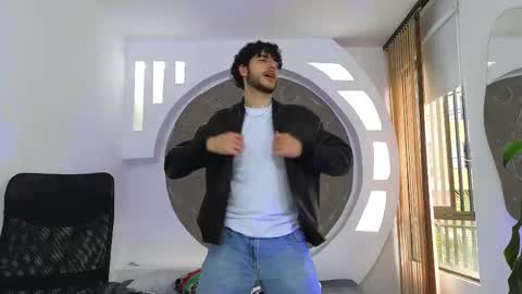 R A F A E L online show from 18, 9, 2025