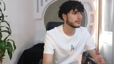 R A F A E L online show from 19, 10, 2025