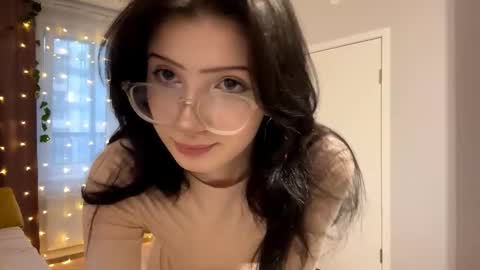 Riya online show from 18, 11, 2025