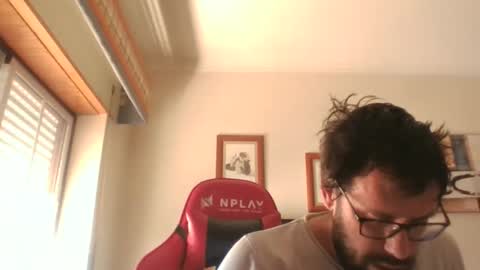 Snapshot of rafaelnunes1992 chatting on 4, 4, 2026 rafaelnunes1992 online show from 4, 4, 2026