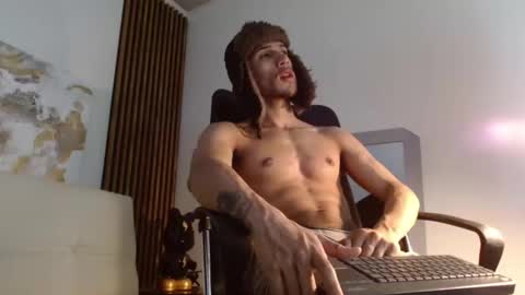 Snapshot of rafaelstone chatting on 10, 1, 2025 IG online show from 10, 1, 2025