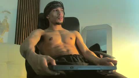 Snapshot of rafaelstone chatting on 4, 3, 2025 IG online show from 4, 3, 2025